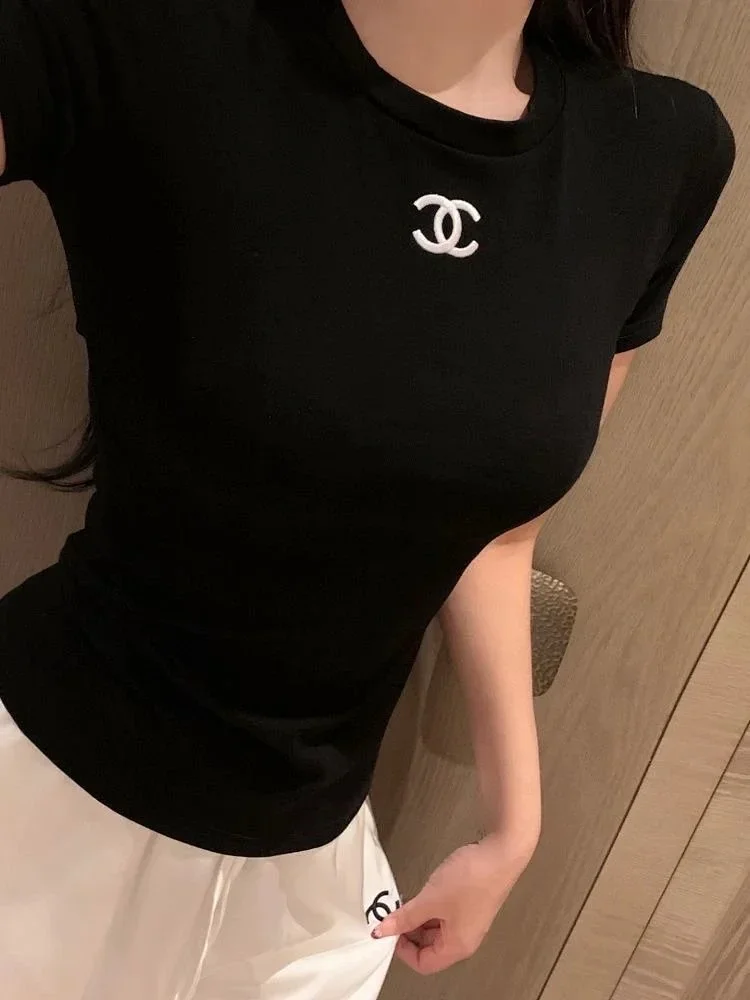CHANEL T-SHIRT