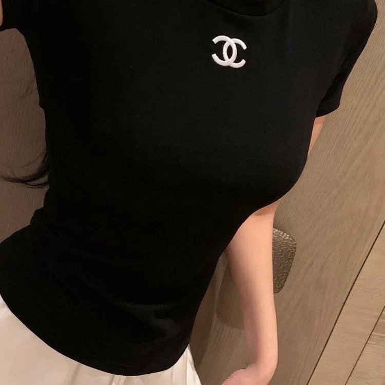 CHANEL T-SHIRT