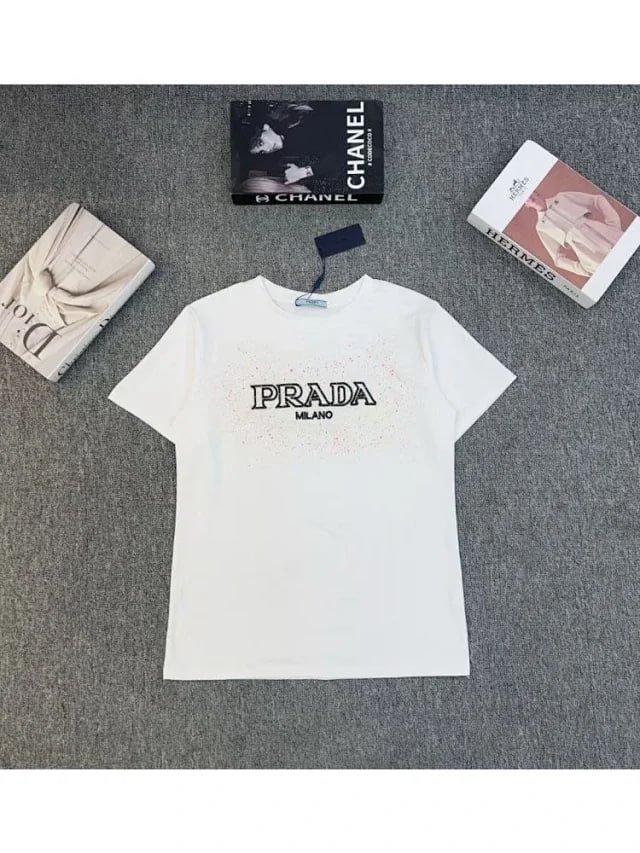 PRADA T-SHIRT