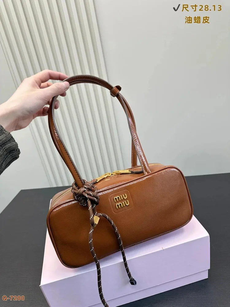 miumiu bag