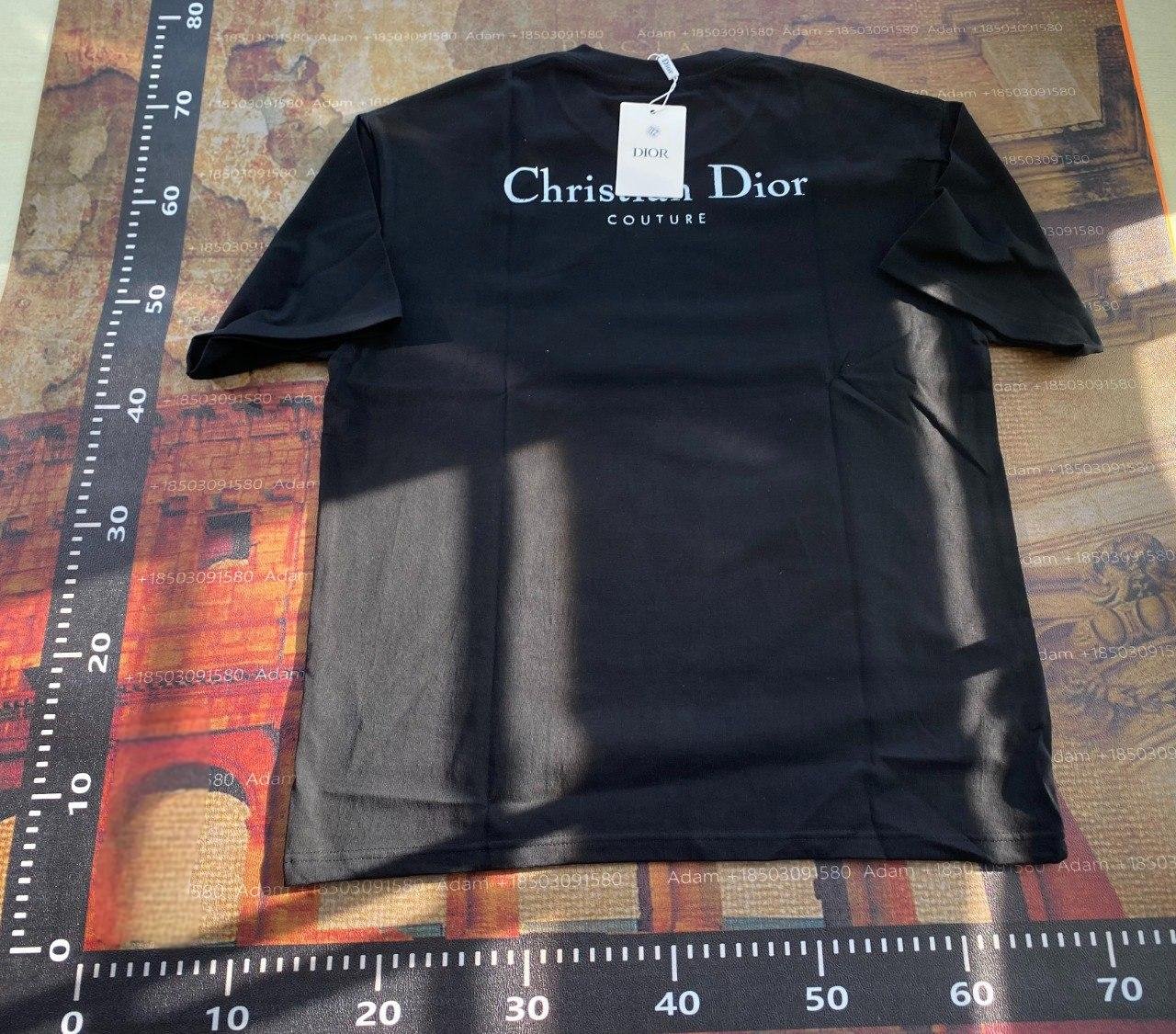 DIOR T-shirt