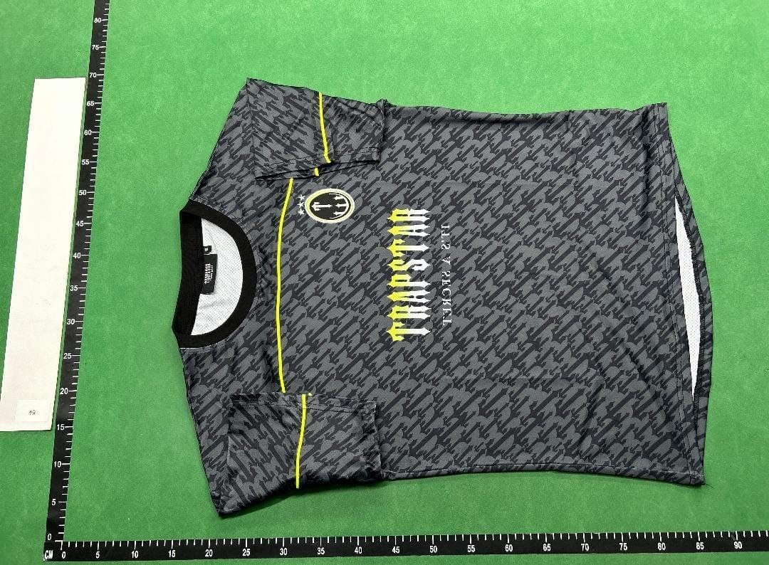 TRAPSTAR FOOTBALL TEE