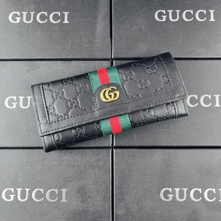  Gucci Wallet