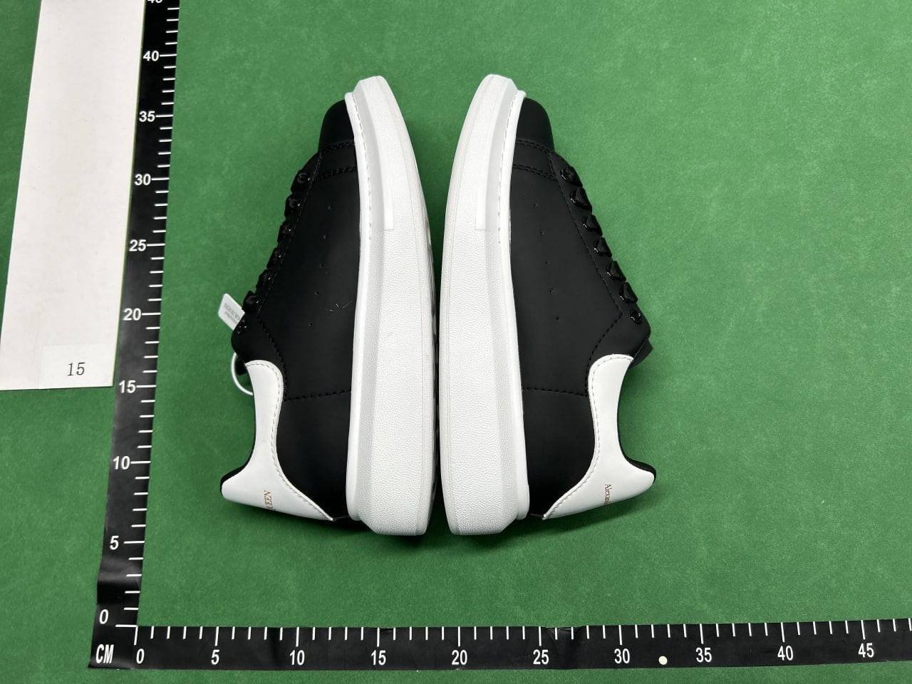 Alexander Mcqueen (+20 Colours)