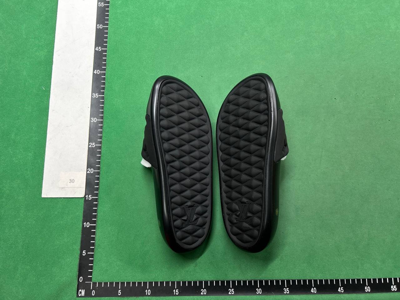 LOUIS VUITTON SLIDES