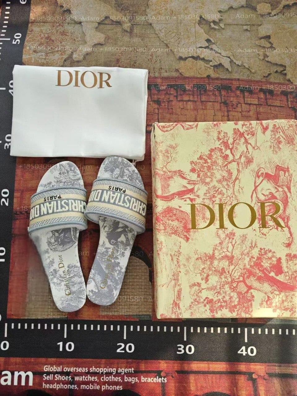 DIOR