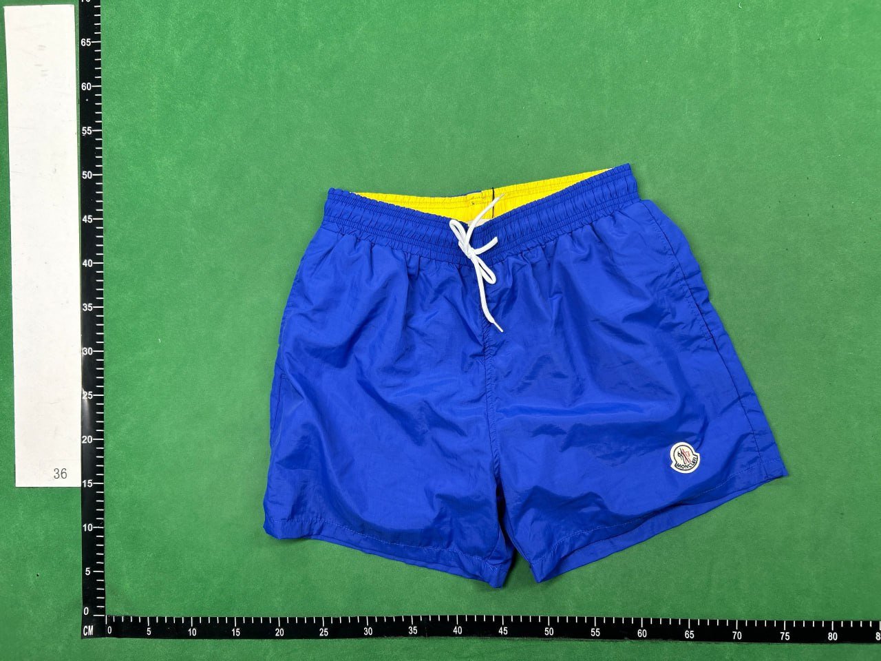 Moncler shorts                                                                                                             Moncler shorts                                                               