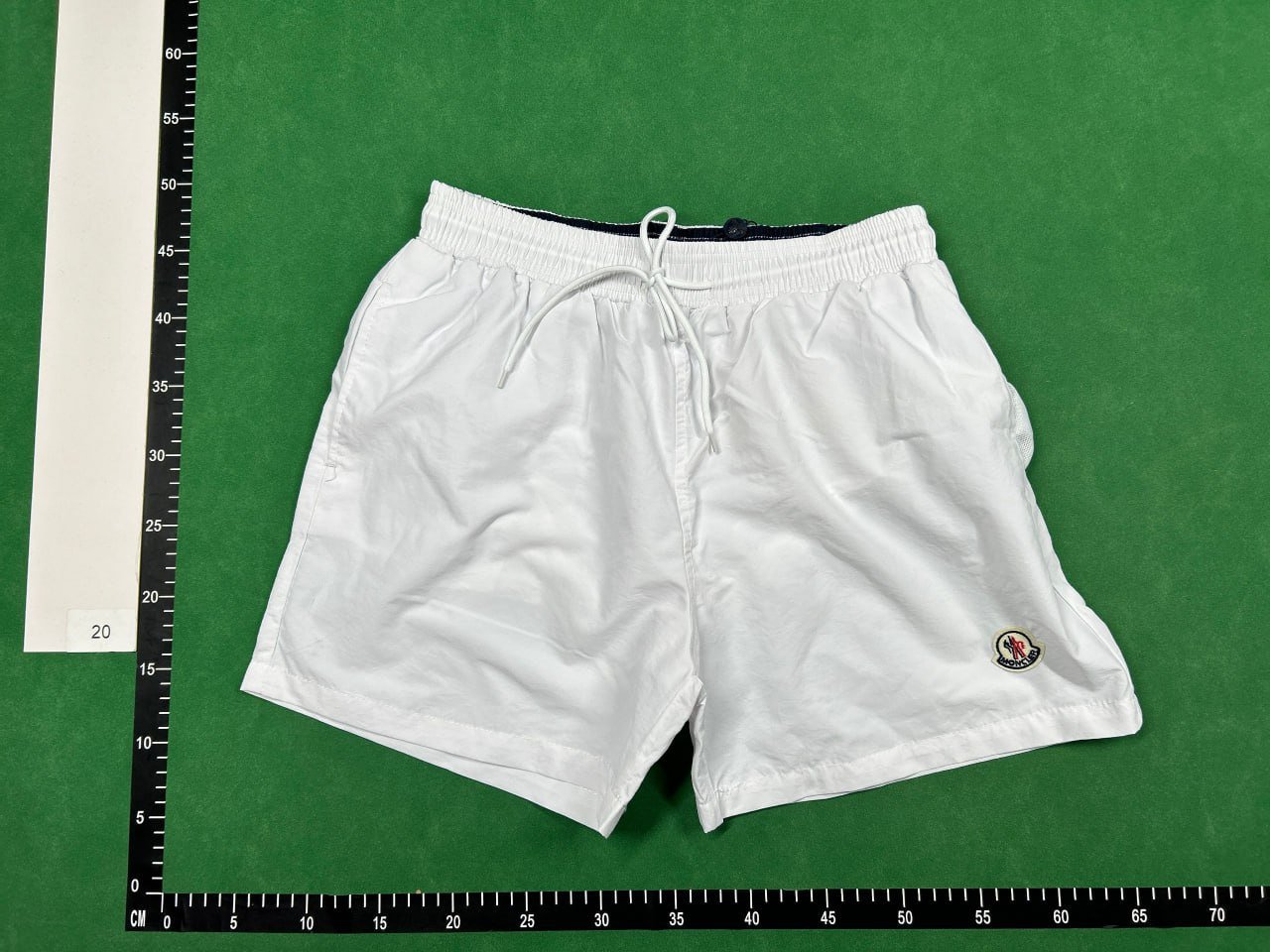 Moncler shorts                                                                                                             Moncler shorts                                                               