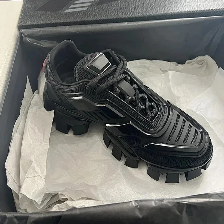  PRADA Sneaker