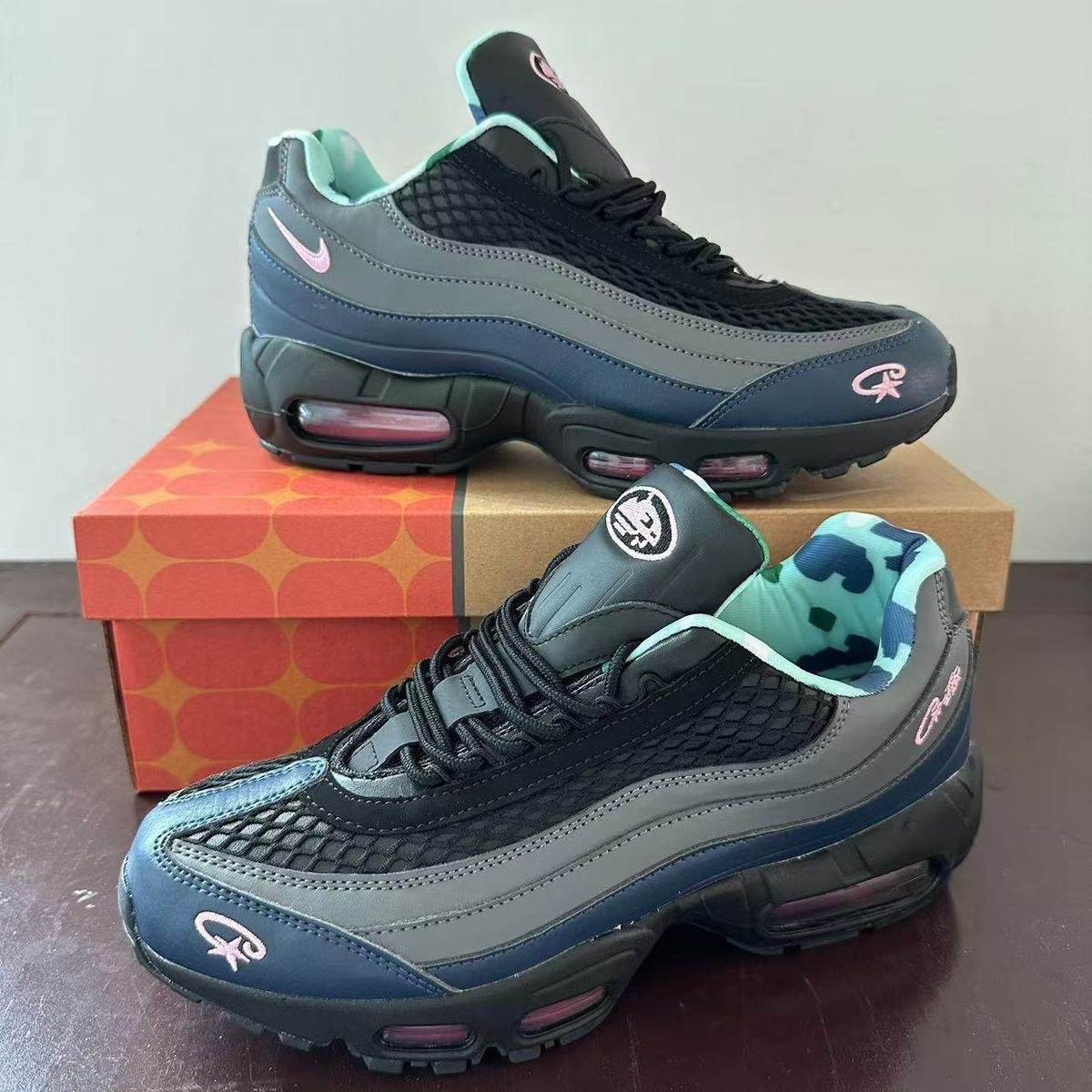 NIKE AIR MAX 95