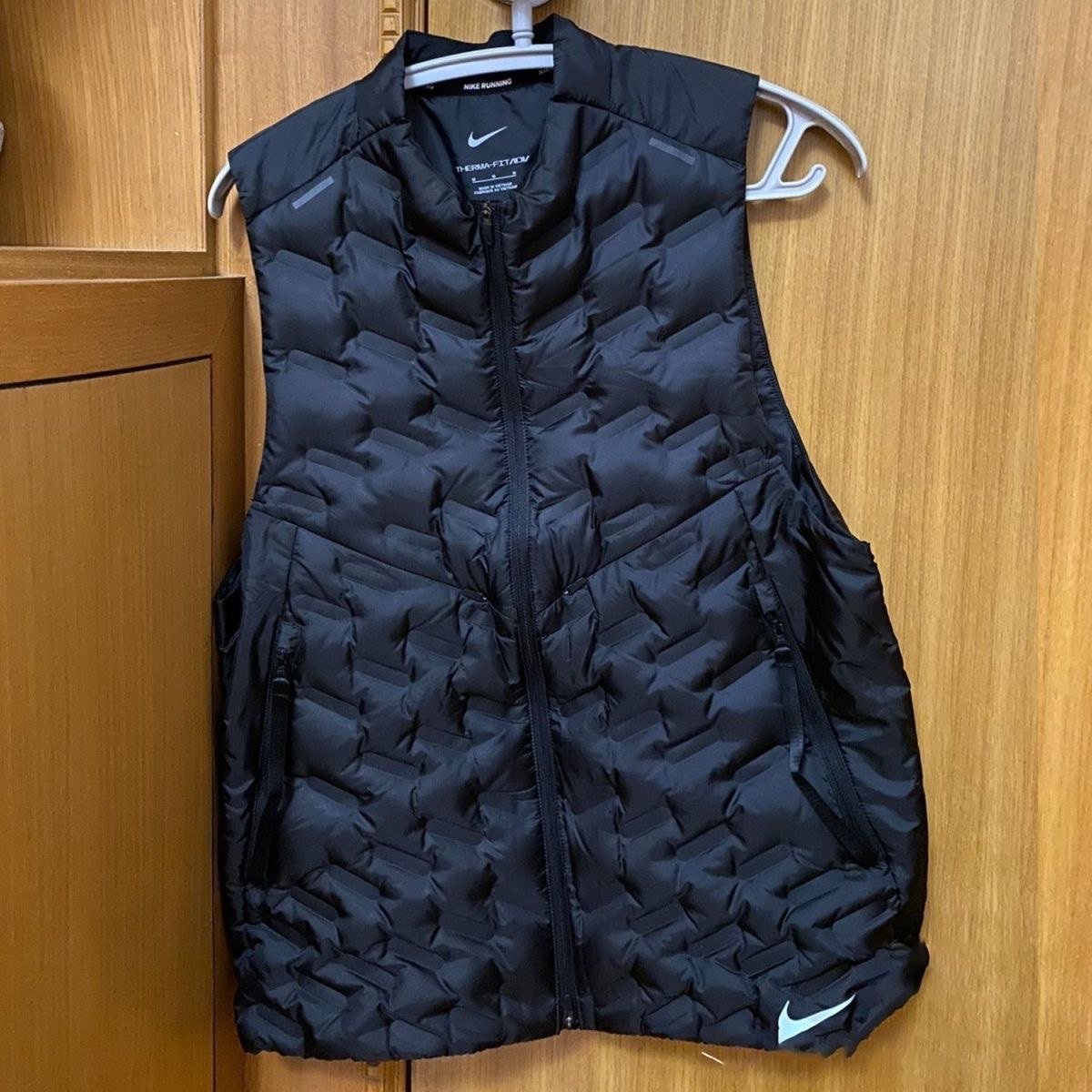 NIKE waistcoat