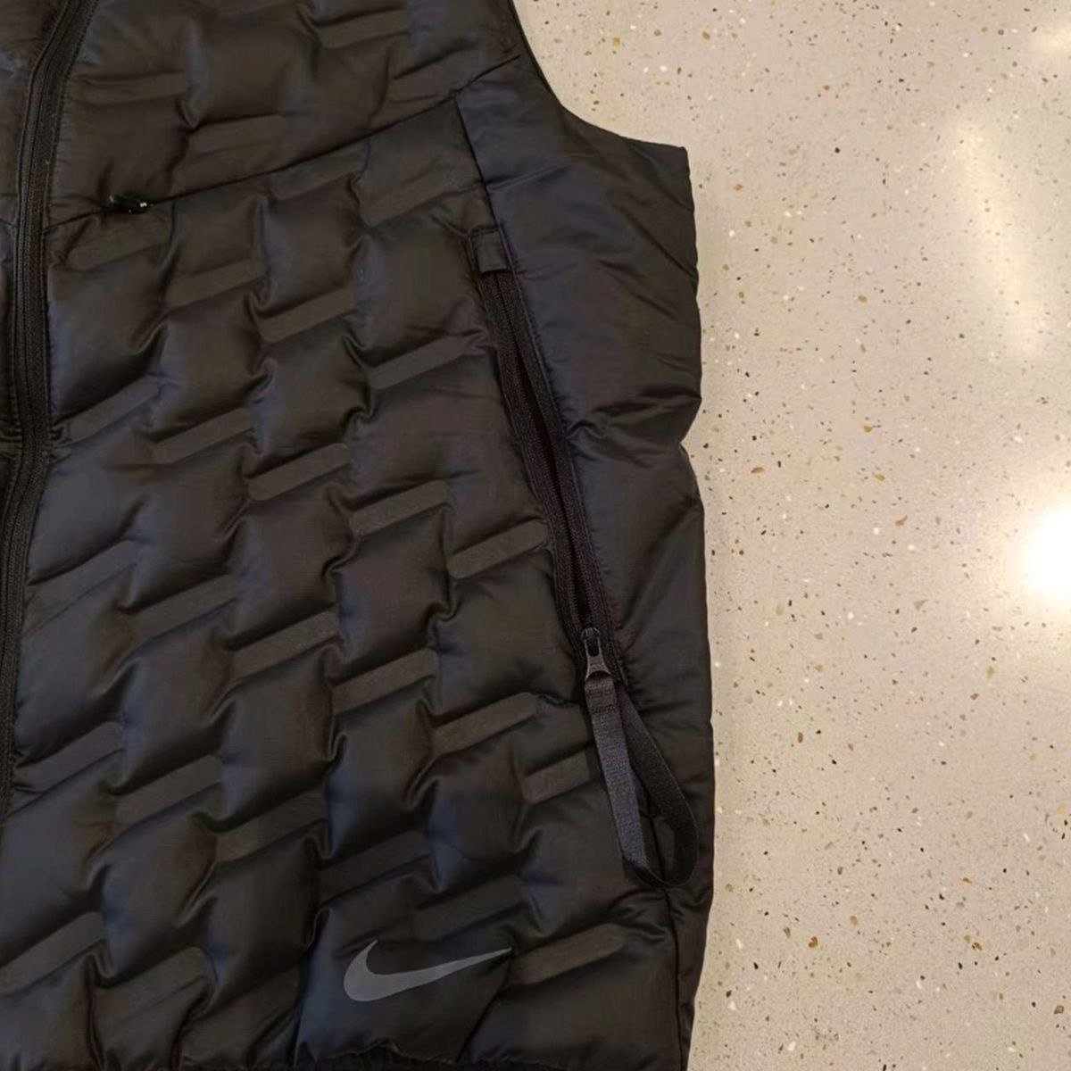 NIKE waistcoat