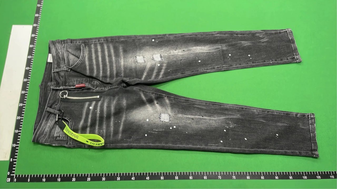 DSQUARED2 Jeans（28+ Styles）