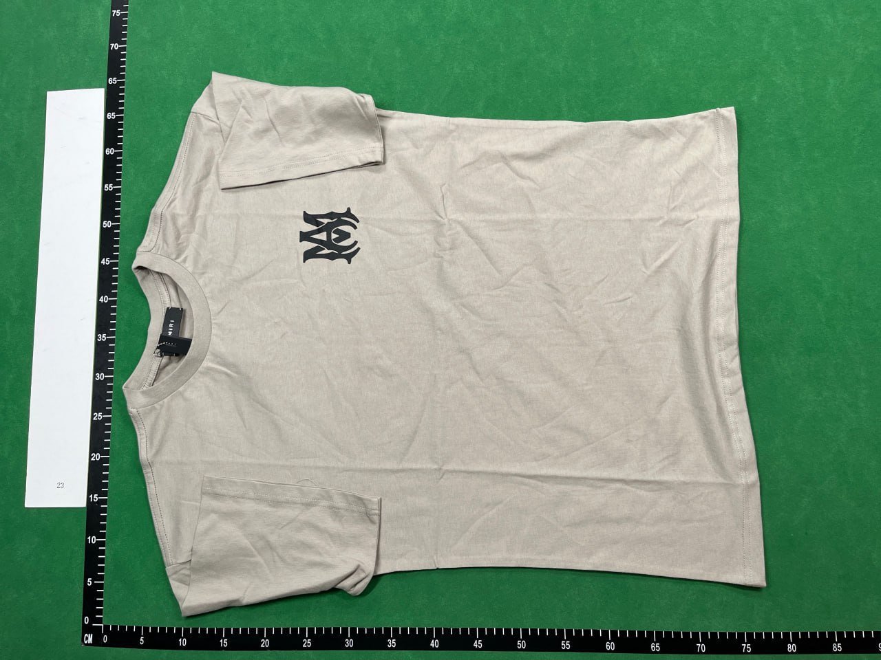  Amiri tee   (40 CP)