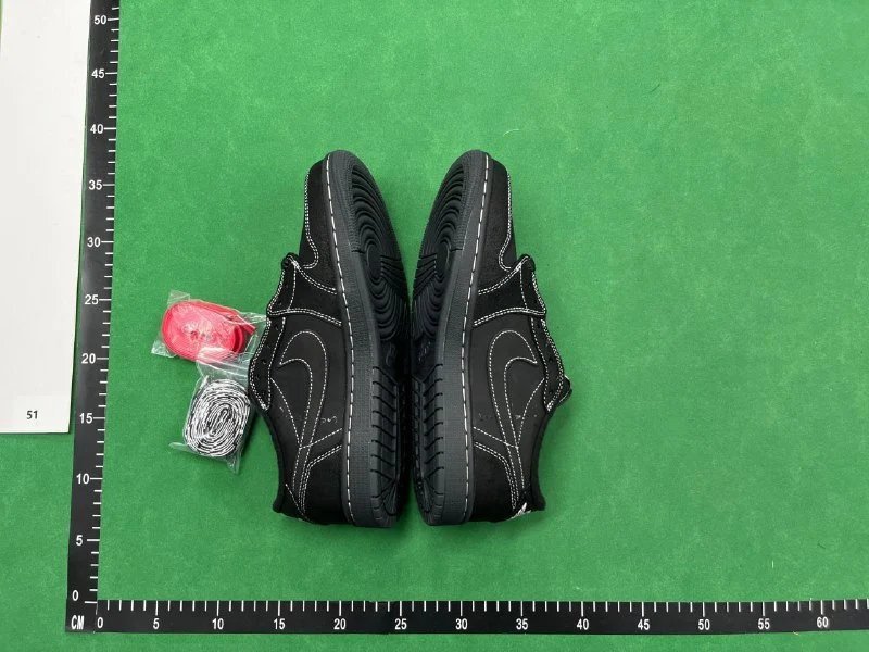 AJ1 X Travis Scott（33+ Styles）