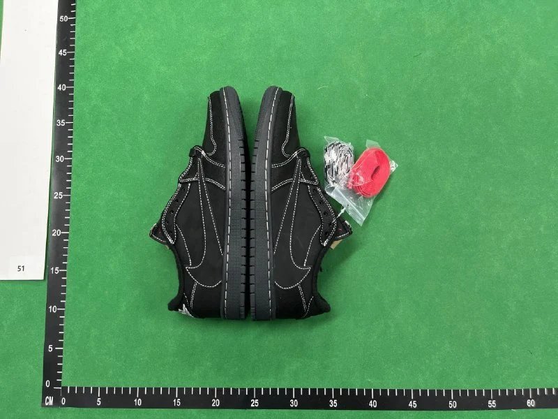 AJ1 X Travis Scott（33+ Styles）