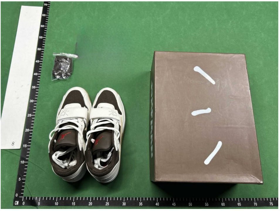   NIKE X TRAVIS（3 colors)