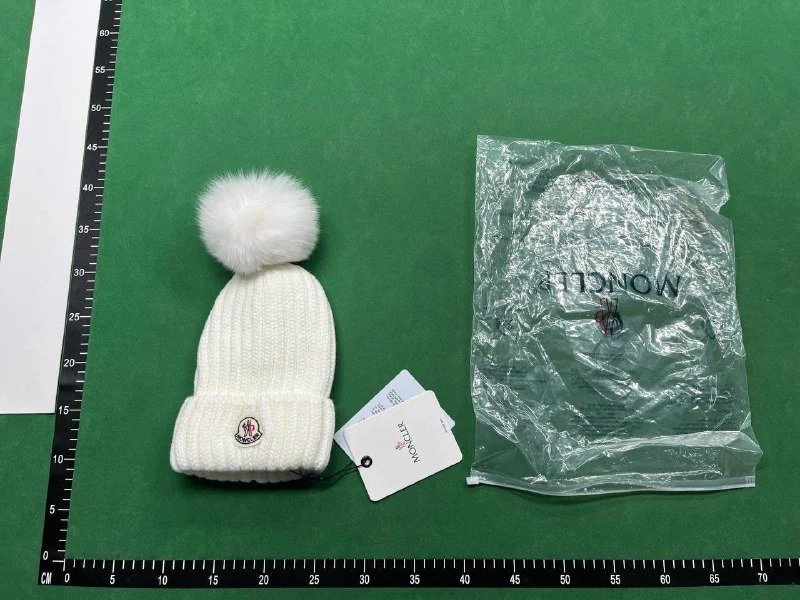 Moncler Beanie（39+ Styles