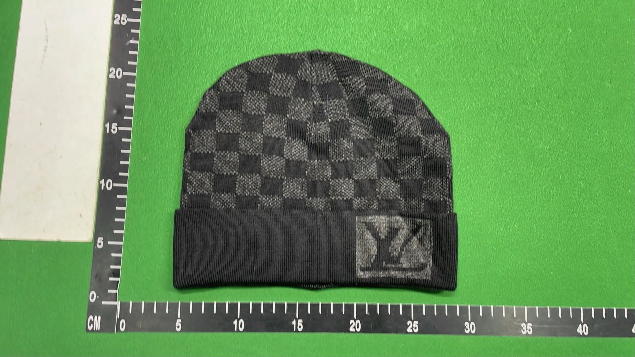Louis Vuitton Beanie & Scarf