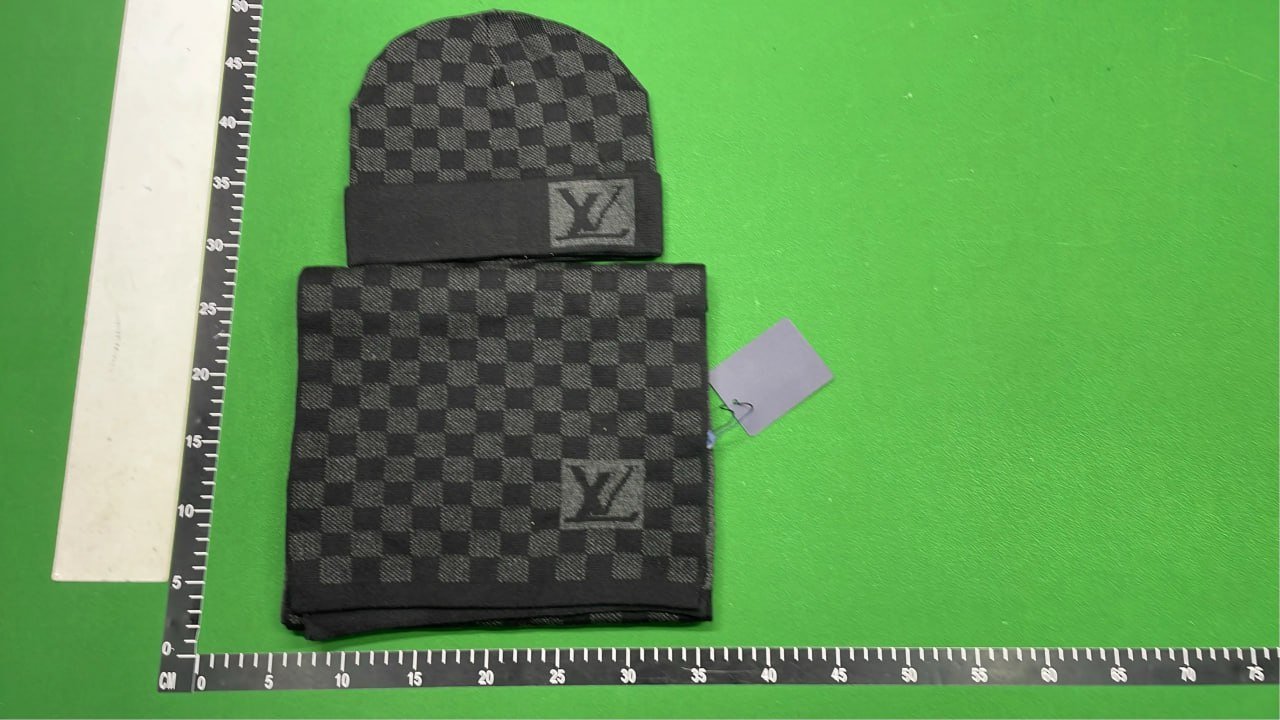 Louis Vuitton Beanie & Scarf