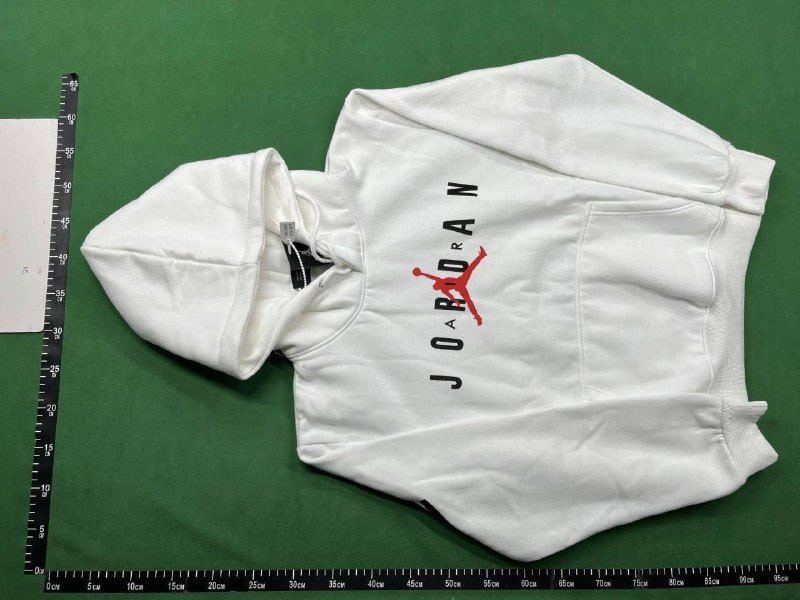 Jordan hoodie (40 CP)