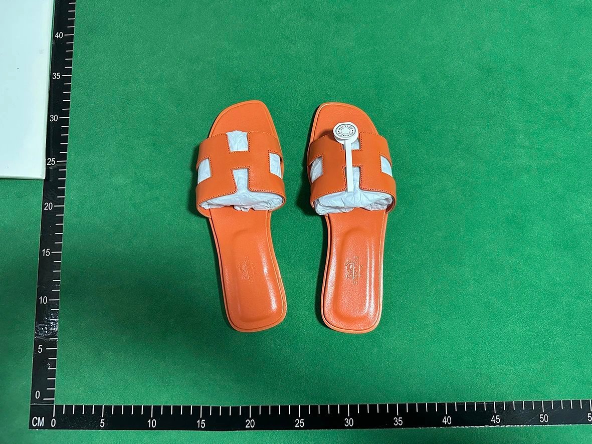 Hermes slippers