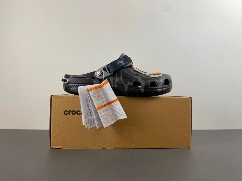  Crocs Classic clog comfortable soft non-slip wear-resistant low-top hole shoe