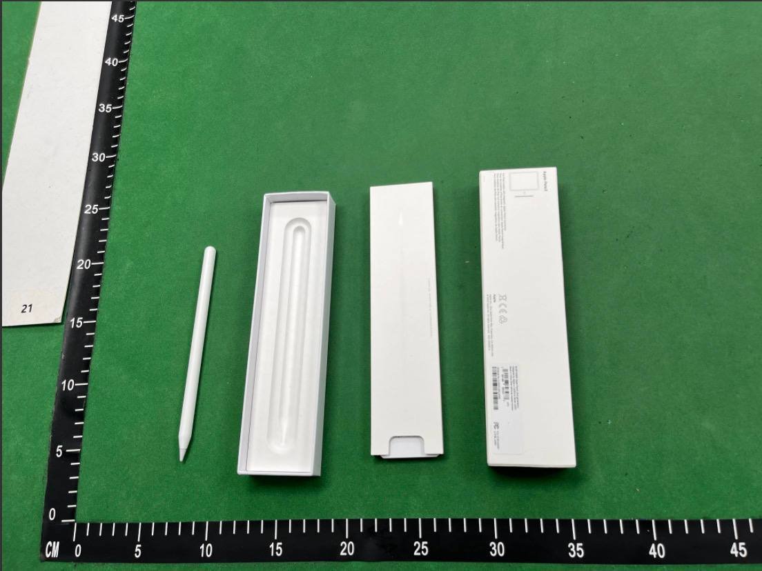 MagSafe Battery Bank /Apple Pencil / Apple Airtag