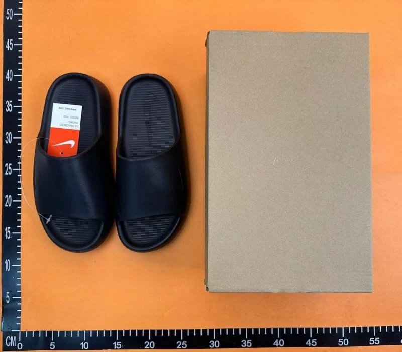 Nike Slippers（14+ Styles