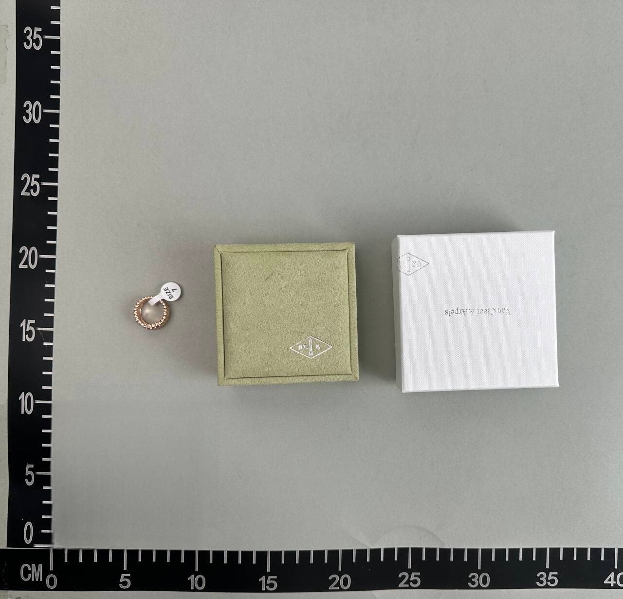 Van Cleef & Arpels Ring