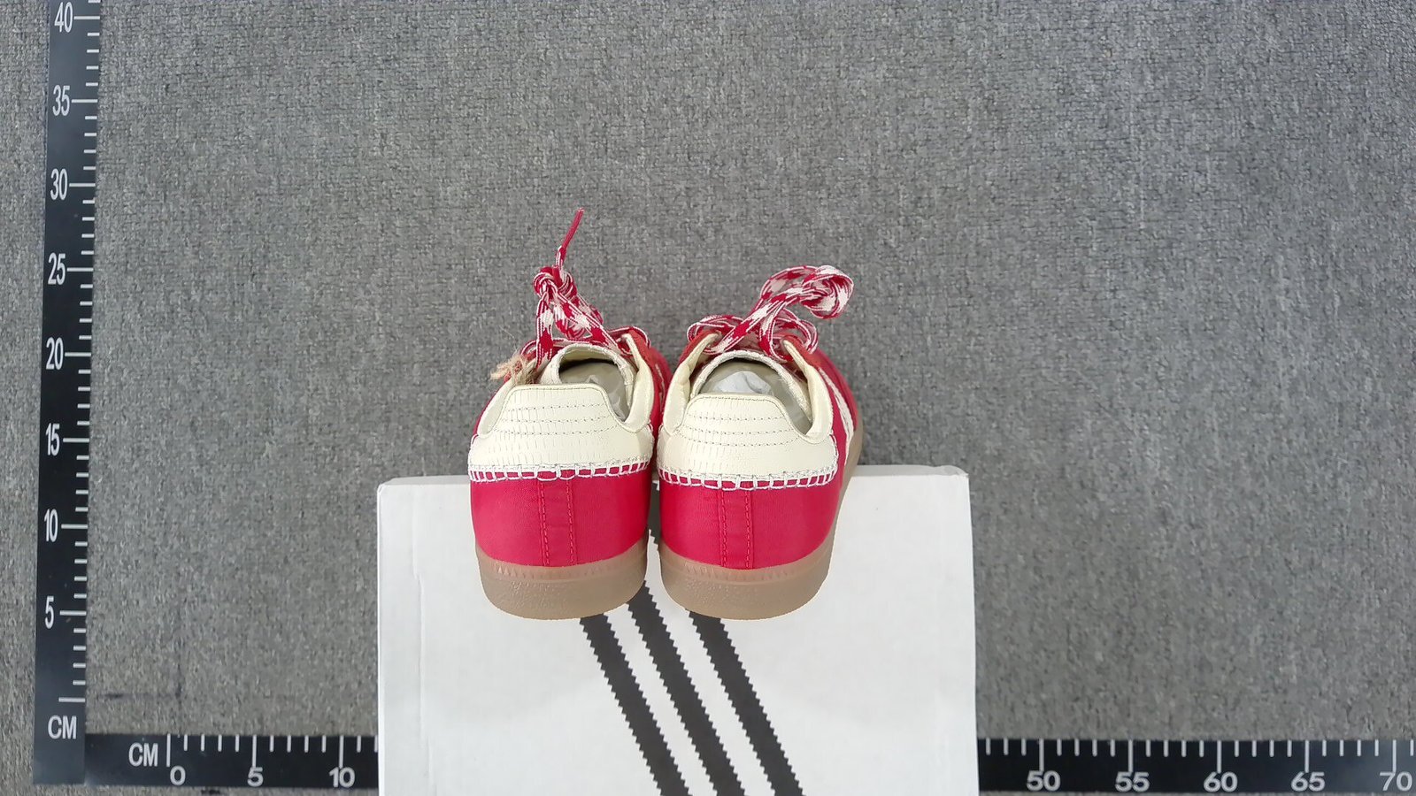 VT Batch Samba Classic Sneakers - White & Black Edition